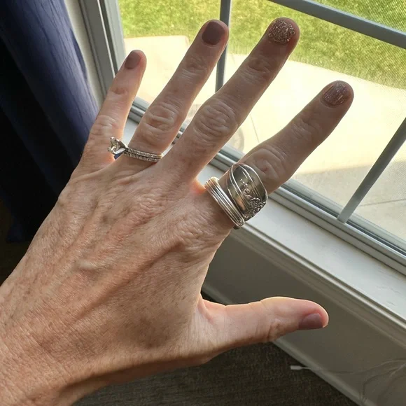 Silverware Floral Ring - Picture 10 of 15